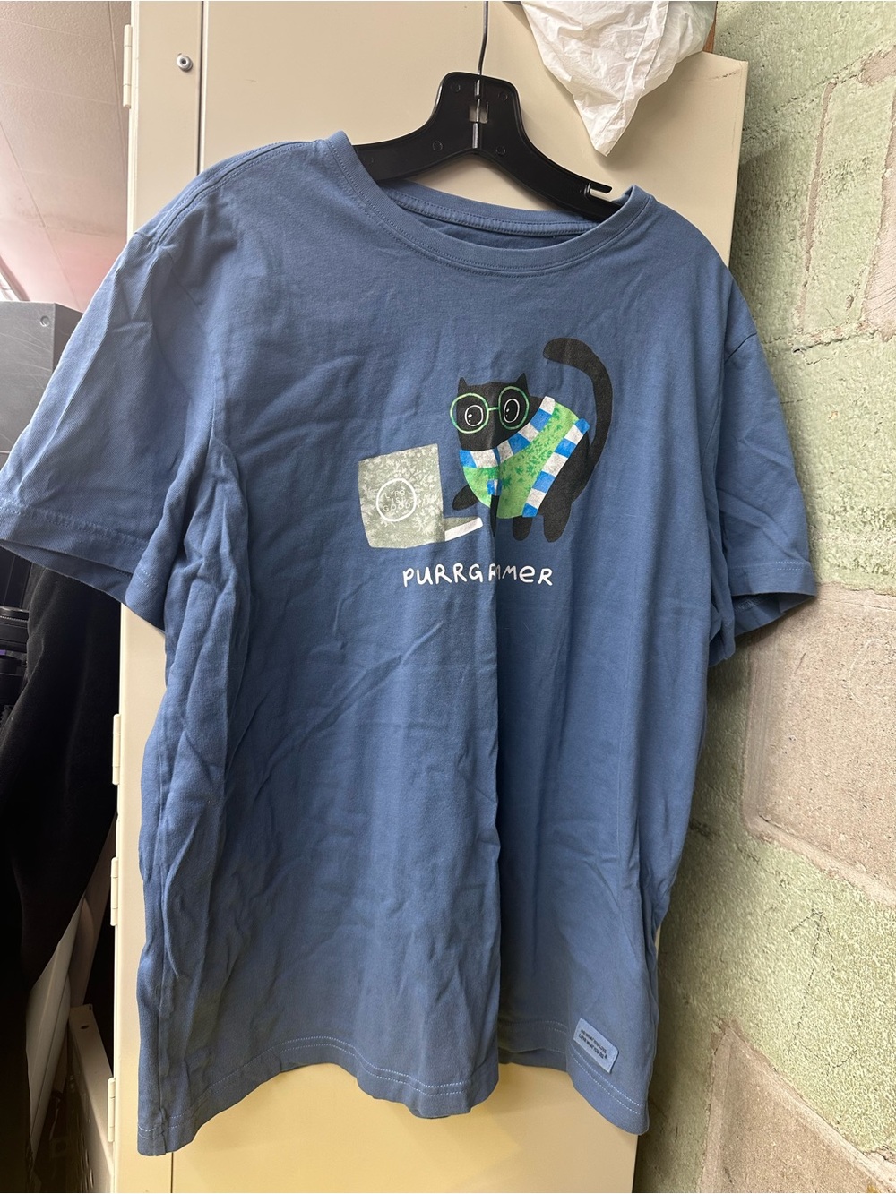 Life is good Purr Gamer Blue Cat Graphic T-Shirt fun size large men’s